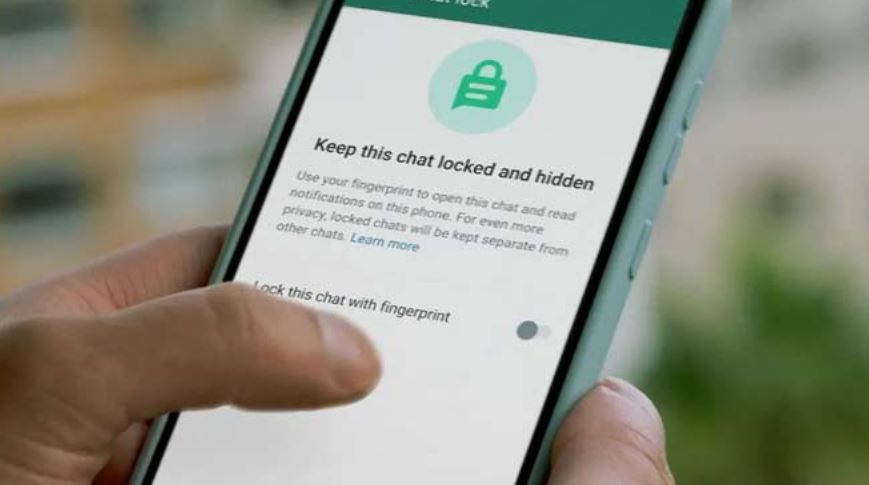 Funksioni i ri i WhatsApp për personat që duan të kyçin dhe fshehin bisedat
