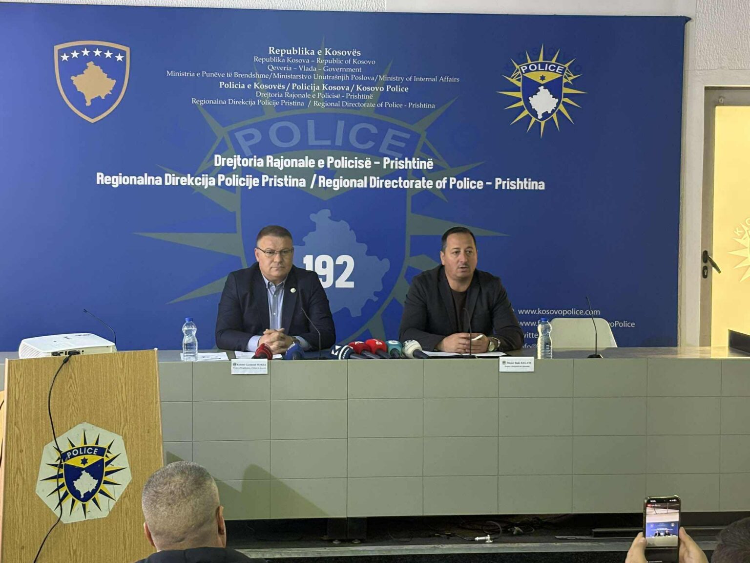 Incidenti me maturantët në veri  drejtori i Policisë  Maturanti nuk kishte gjak në qafë  por ngjyrë